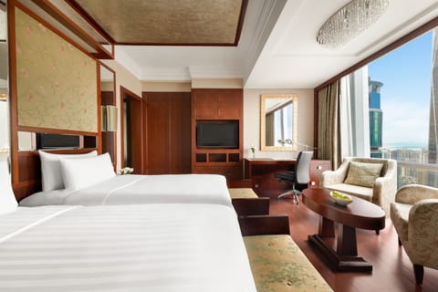 Horizon Club Twin Room with Executive Lounge Access | Premium bedding, minibar, in-room safe, desk