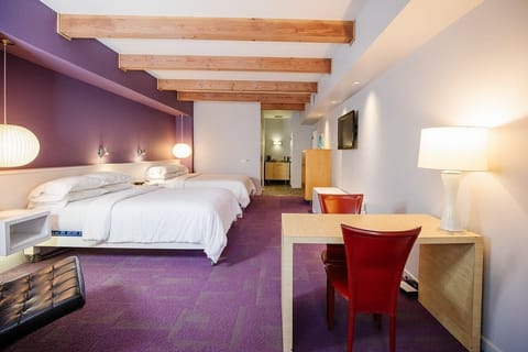 Deluxe Room, 2 Queen Beds, Multiple View | Bathroom | Combined shower/tub, deep soaking tub, free toiletries, hair dryer