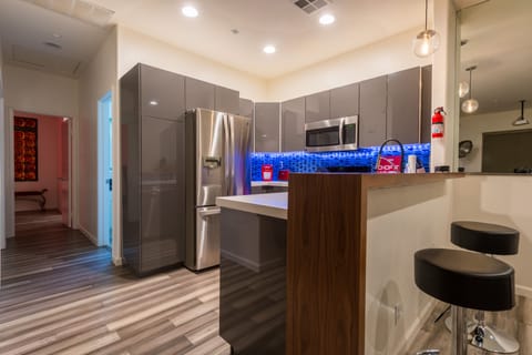 Custom Waterfall Bar