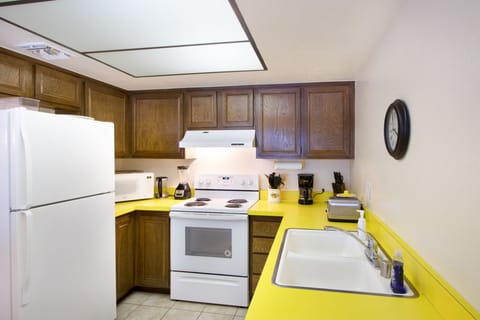 K0120 - Villa De Las Flores Kitchen (1)