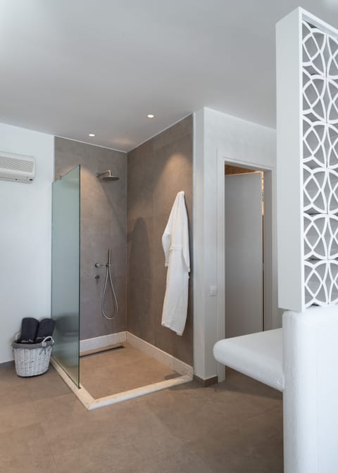 Luxury Suite, Private Pool, Sea View | Bathroom | Shower, designer toiletries, hair dryer, bathrobes