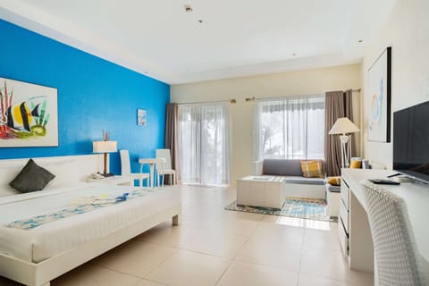Premier Room, Sea View | In-room safe, individually decorated, desk, free WiFi