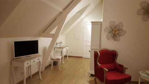 Traditional Triple Room | Premium bedding, memory foam beds, individually decorated