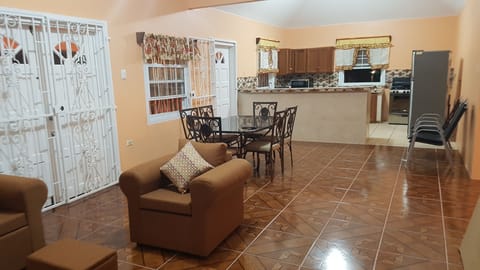 Family Villa, Multiple Beds, 2 Bathrooms | Living room | 32-inch flat-screen TV with cable channels, TV