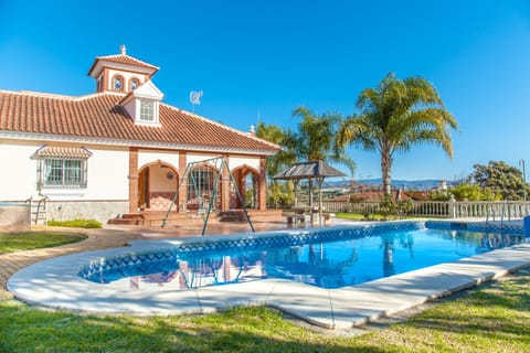 Wonderful rural house with pool in Cártama.