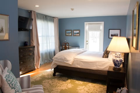 Basic Room, 1 Queen Bed (The Briarcliff Room) | 1 bedroom, premium bedding, down comforters, pillowtop beds
