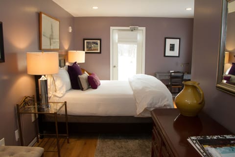 Room, 1 Queen Bed (The Silvernails Room) | 1 bedroom, premium bedding, down comforters, pillowtop beds