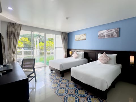Deluxe Twin Pool Access | In-room safe, desk, blackout drapes, free WiFi