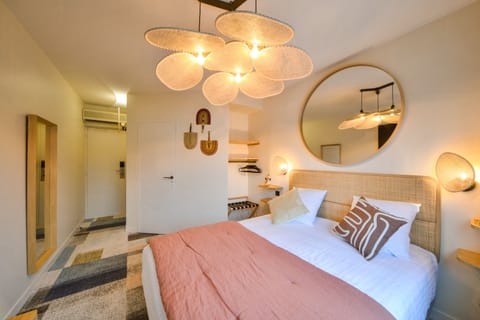 Standard Double Room | Premium bedding, desk, soundproofing, free WiFi