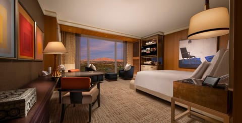 Wynn Resort King | Premium bedding, pillowtop beds, minibar, in-room safe