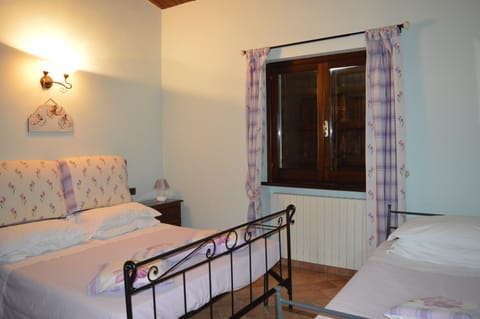 Apartment, 1 Bedroom | 1 bedroom, desk, iron/ironing board, free cribs/infant beds