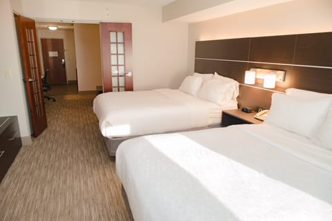 Standard Room, Multiple Beds | In-room safe, desk, blackout drapes, iron/ironing board