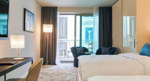 Superior Room | Hypo-allergenic bedding, minibar, in-room safe, desk