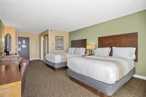 Standard Double Room | Premium bedding, pillowtop beds, desk, laptop workspace