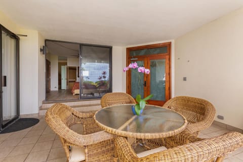 Master bedroom Lanai area