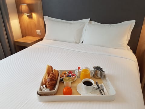 Room service - dining