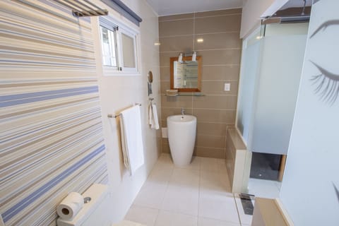Comfort Double Room, 1 King Bed, Pool Access, Ground Floor | Bathroom | Shower, rainfall showerhead, free toiletries, hair dryer