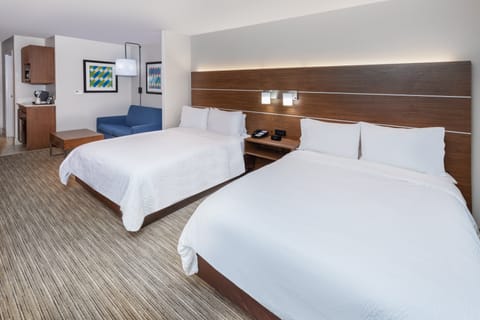 Suite, Multiple Beds | In-room safe, desk, iron/ironing board, free cribs/infant beds