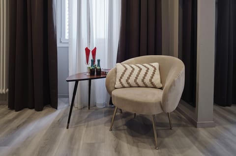 Deluxe Double Room | Premium bedding, minibar, desk, iron/ironing board