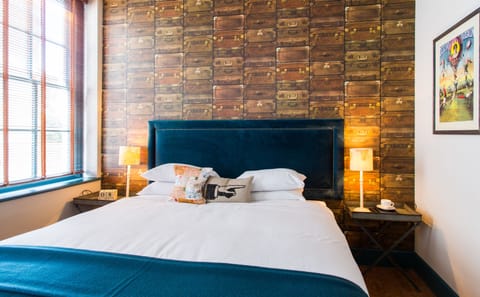 Apartment, Annex Building | Minibar, in-room safe, desk, iron/ironing board