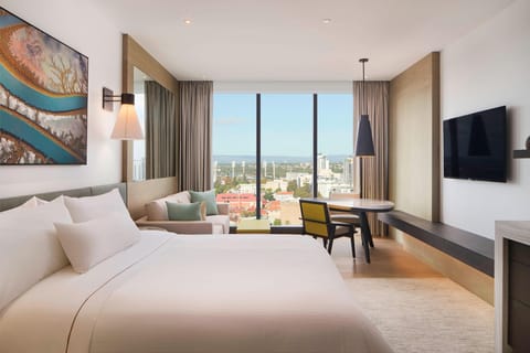 Premier Room, 1 King Bed, City View | Pillowtop beds, minibar, in-room safe, desk