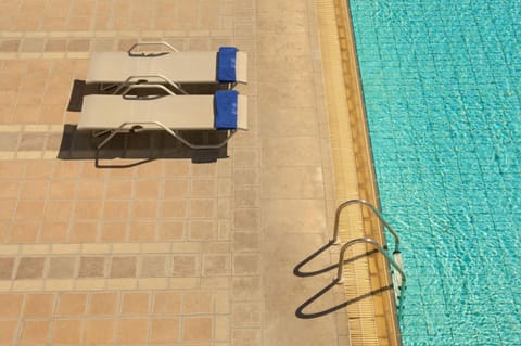 Indoor pool, seasonal outdoor pool, sun loungers