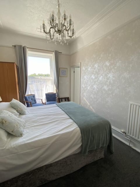 Standard Double Room, Ensuite | Free WiFi