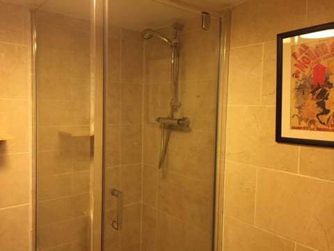 Standard Double or Twin Room, Ensuite, Garden View (Room 2) | Bathroom