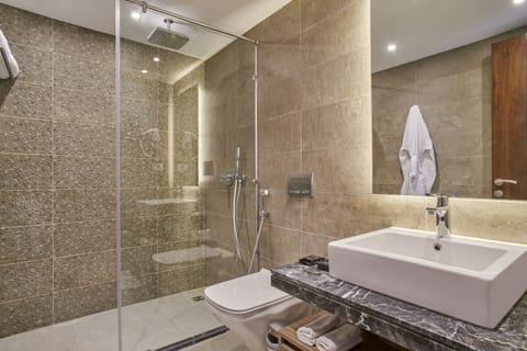 Sport Standard Double Room | Bathroom | Hair dryer, towels