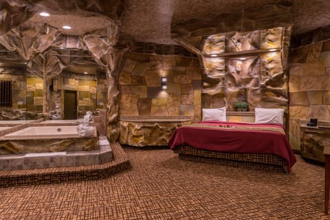 Cave Theme Suite with Jetted Tub & Fireplace | View from room