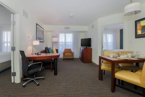 Suite, 2 Bedrooms | Living area | Flat-screen TV, video-game console, pay movies
