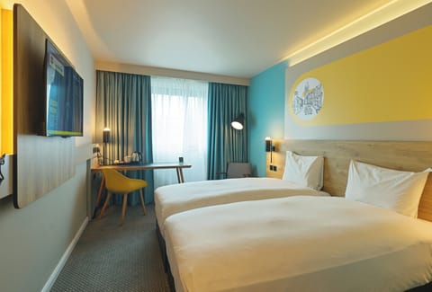 Twin Room | Select Comfort beds, desk, laptop workspace, blackout drapes