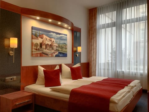 Standard Double or Twin Room | Premium bedding, minibar, desk, laptop workspace