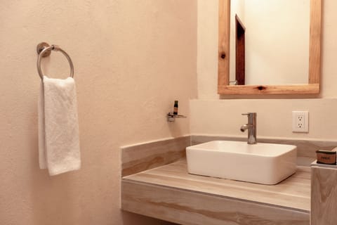 Double Room, 2 Double Beds | Free WiFi, bed sheets