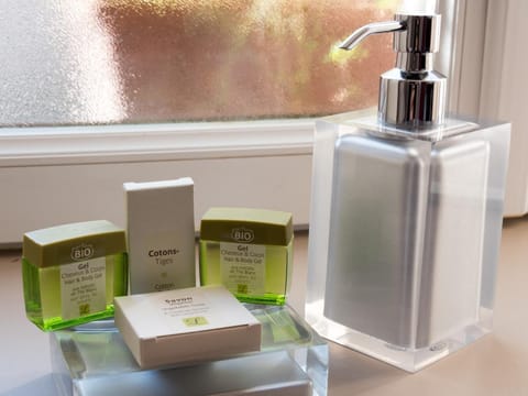 Shower, free toiletries, hair dryer, towels