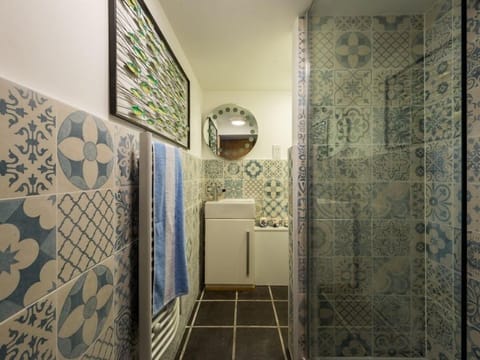 Apartment, Ensuite, Sea View (Storm Barn) | Bathroom