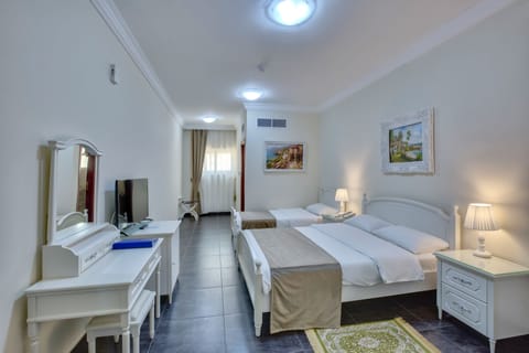 Standard Triple Room | In-room safe, soundproofing, iron/ironing board, free WiFi