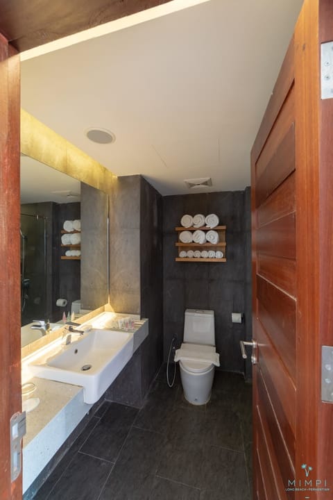 Premier Suite, Accessible, Sea View | Bathroom | Shower, free toiletries, hair dryer, bathrobes