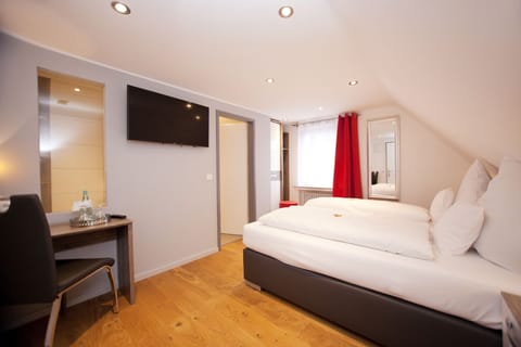 Business Double Room | Egyptian cotton sheets, premium bedding, Select Comfort beds