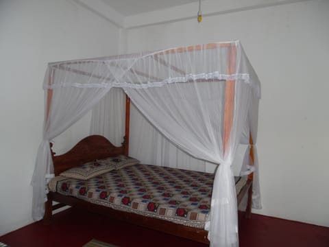 Standard Double Room, 1 Double Bed, Non Smoking, Ocean View | Desk, free WiFi