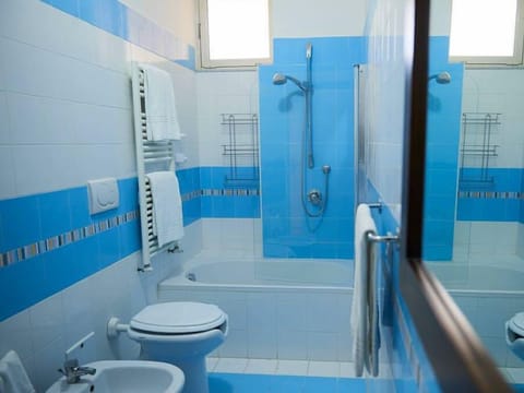 Deluxe Quadruple Room, Terrace | Bathroom | Rainfall showerhead, free toiletries, hair dryer, bidet