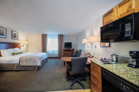 In-room safe, desk, iron/ironing board, rollaway beds