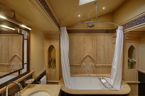 Superior Room | Bathroom | Designer toiletries, hair dryer, bathrobes, slippers