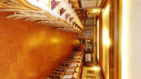 Lunch and dinner served, local cuisine