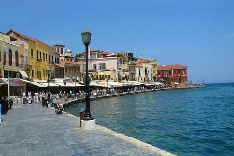 New Modern Apartment in Chania, Chania old harbor
