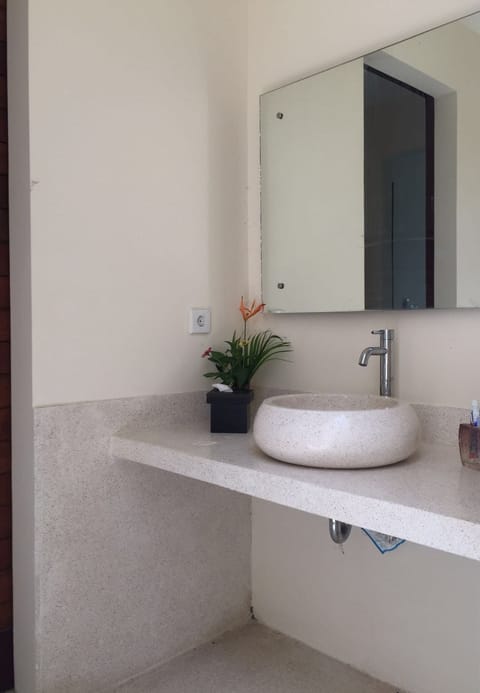 Executive Villa, 2 Bedrooms, Pool View, Poolside | Bathroom sink