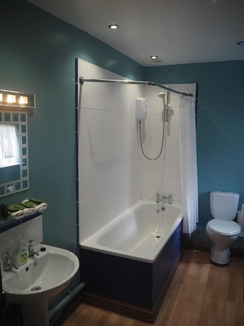 Superior Double Room, Ensuite | Bathroom