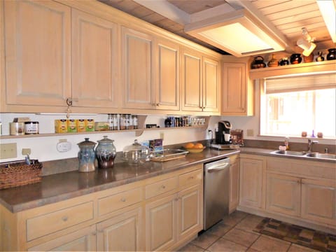 Complimentary coffee, tea and hot chocolate  for you !