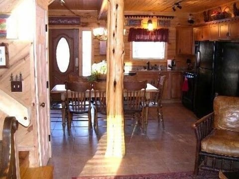 Plenty of Space in the Wonderful Kitchen