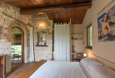 Egyptian cotton sheets, premium bedding, down comforters